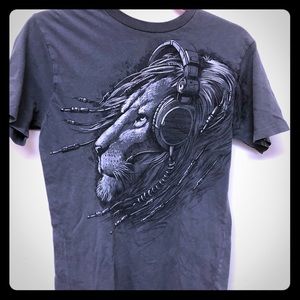 Fantastic Lion DJ T-shirt